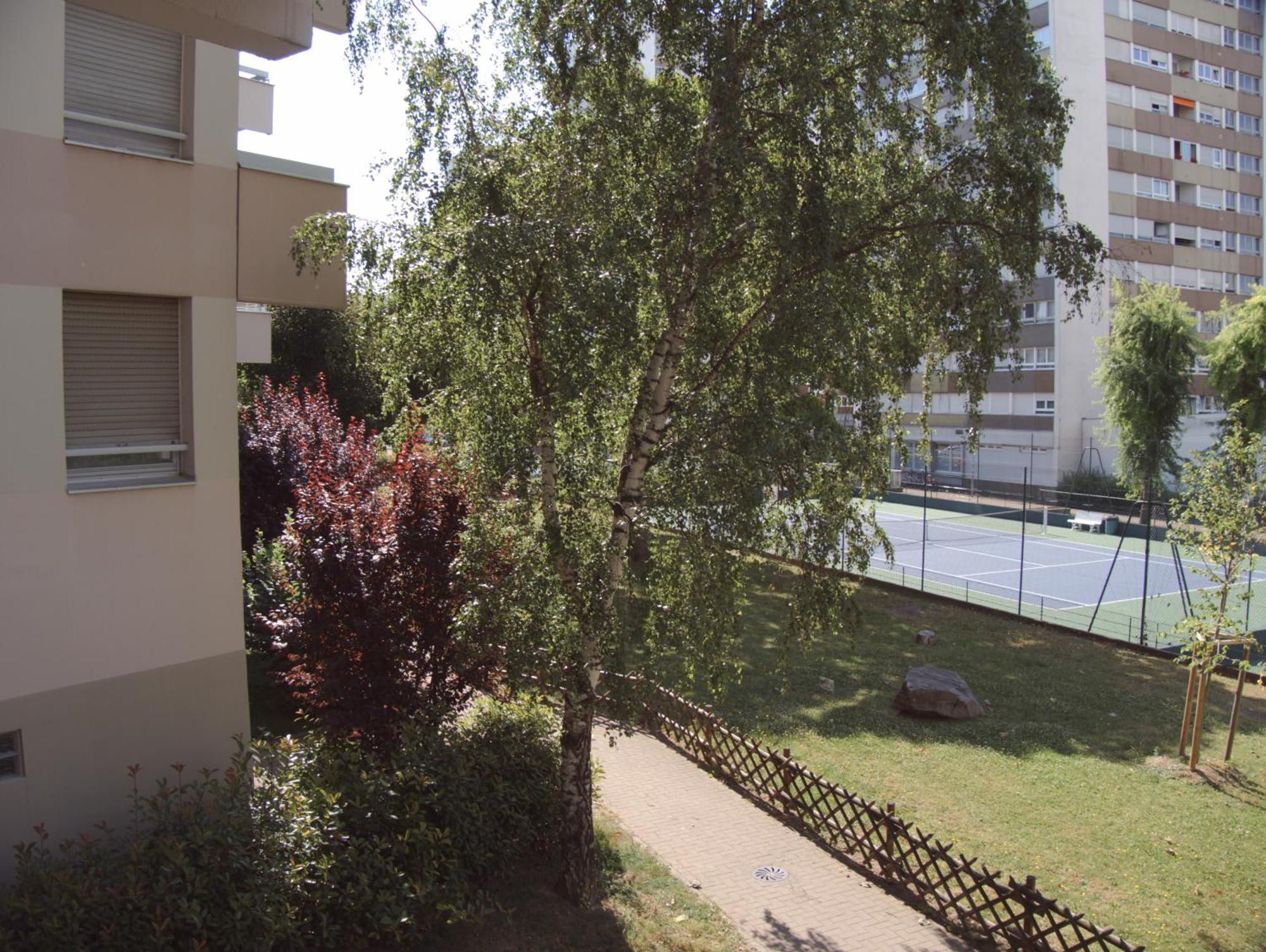 Arbres & Tennis Страсбург Екстериор снимка